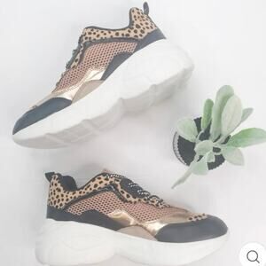 RISE UP LACE UP SNEAKER IN LEOPARD